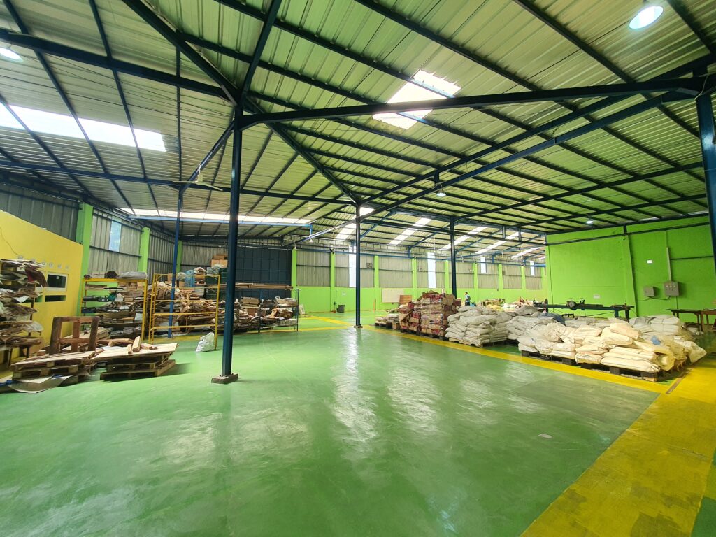 Layanan logistik Edtrans Karunia Persada